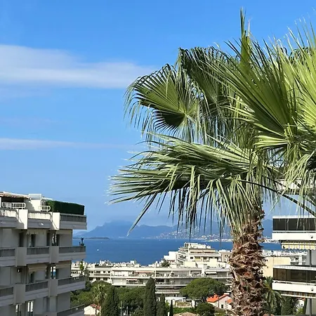 Апартаменты Ideal En Famille, 2 Pieces, Wifi, Piscine, 5 Min A Pieds Des Plages De Juan Les Pins